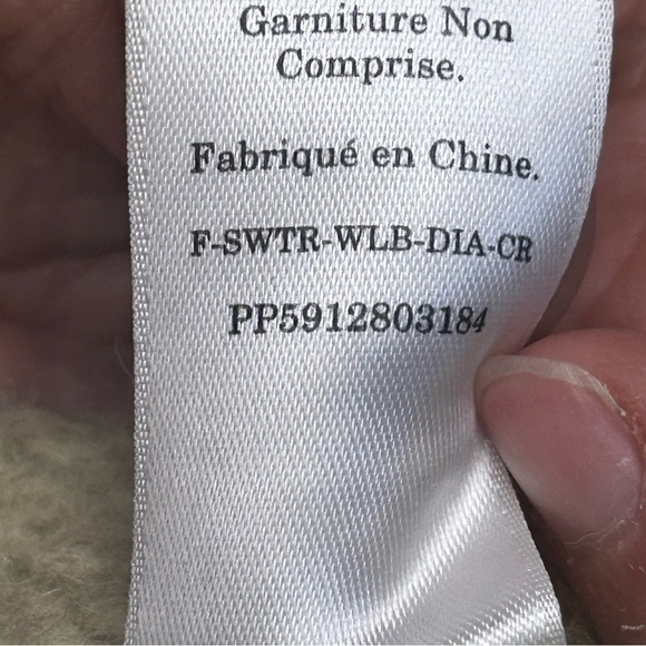 Everlane Diamond Stitch Cloud Crew cropped sweater - Picture 4 of 5